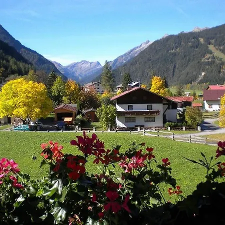 Haus Talblick Bach (Tyrol)